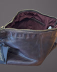 Pochette in pelle lavata design sportivo nero pk4