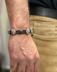 Bracciale con borchie in vero cuoio testa di moro