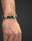 Bracciale con borchie in vero cuoio testa di moro