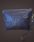 Pochette in pelle lavata design sportivo nero pk4
