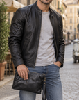 Pochette in pelle lavata  design sportivo nero pk4