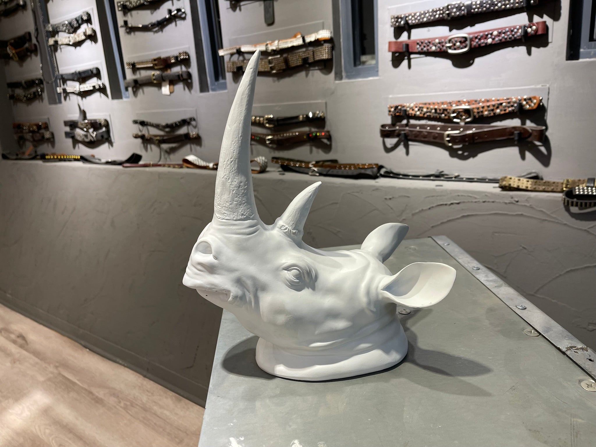 Statua decorativa testa di rinoceronte Bianco